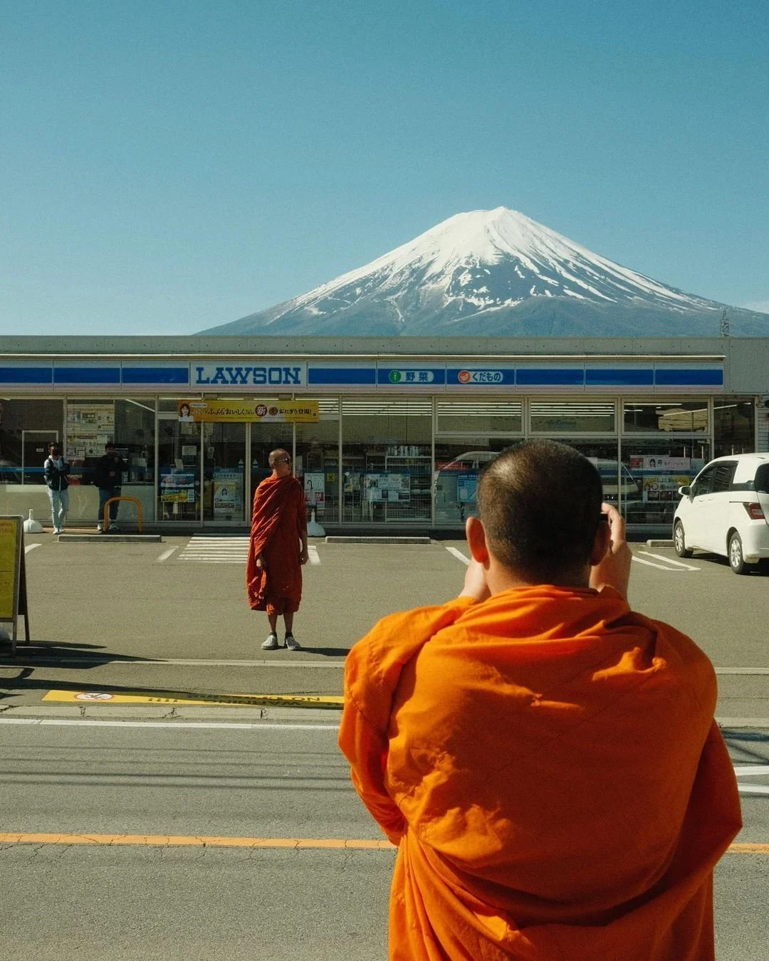 Iconic Fuji-Lawson View Blocked: Response to Overtourism │Yokogao